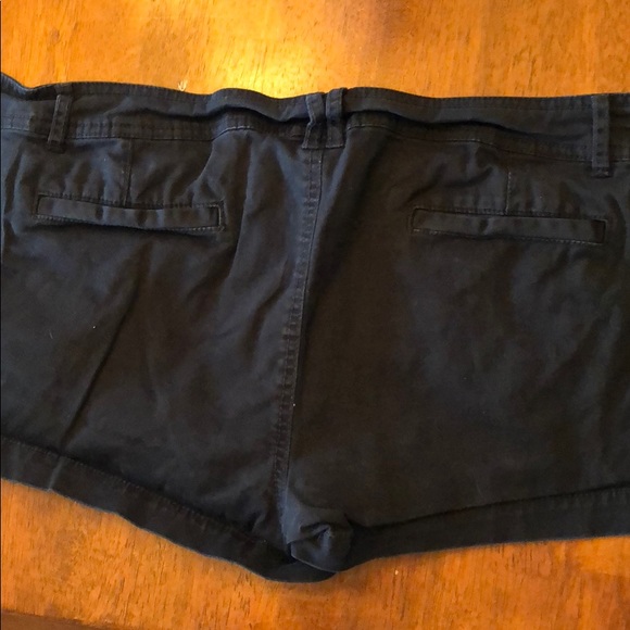 Mossimo Cotton Shorts. - Picture 4 of 4